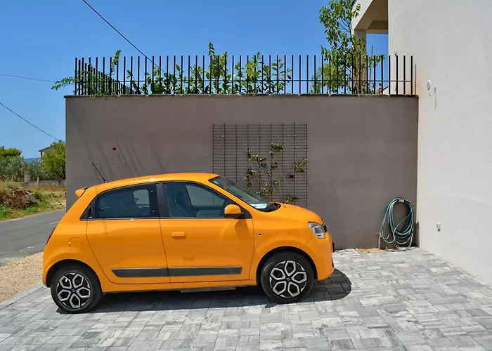 Dia's * Свети-Филип-и-Яков